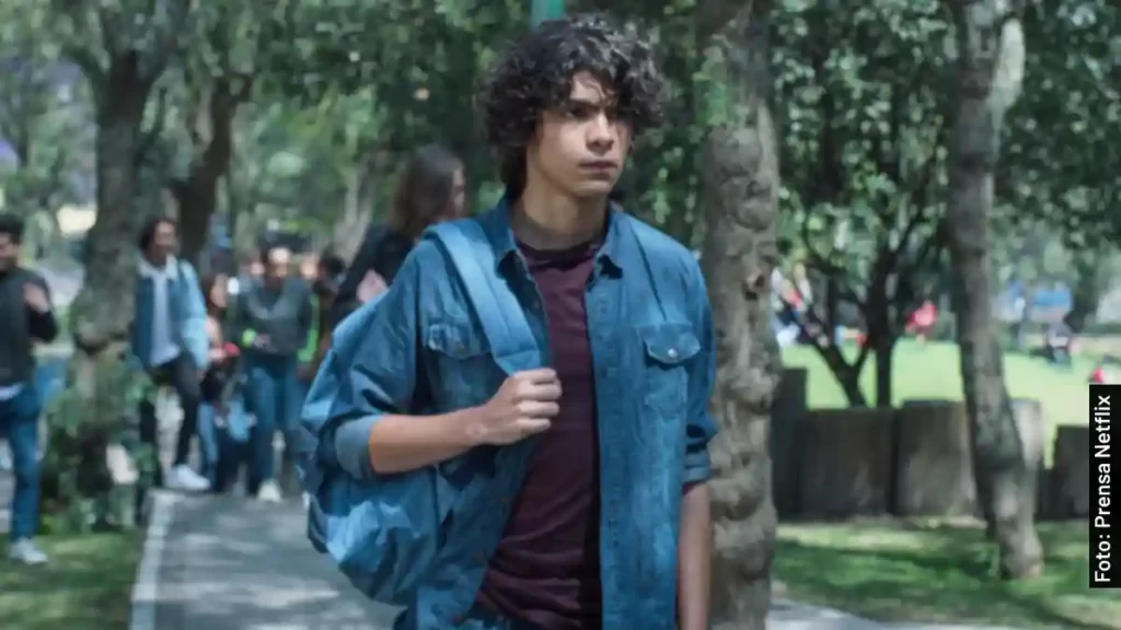Iñaki Godoy como Bruno en ¿Quién Mató a Sara?, serie de Netflix